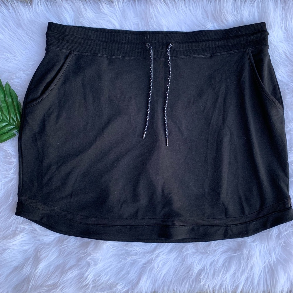 👻🎃 St. John’s Bay active skort